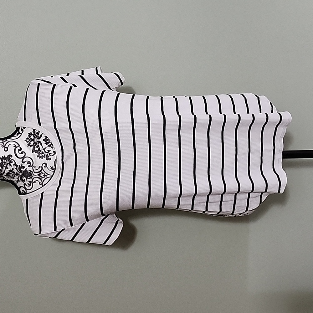 Kat & Jo white ribbed tee with black stripes